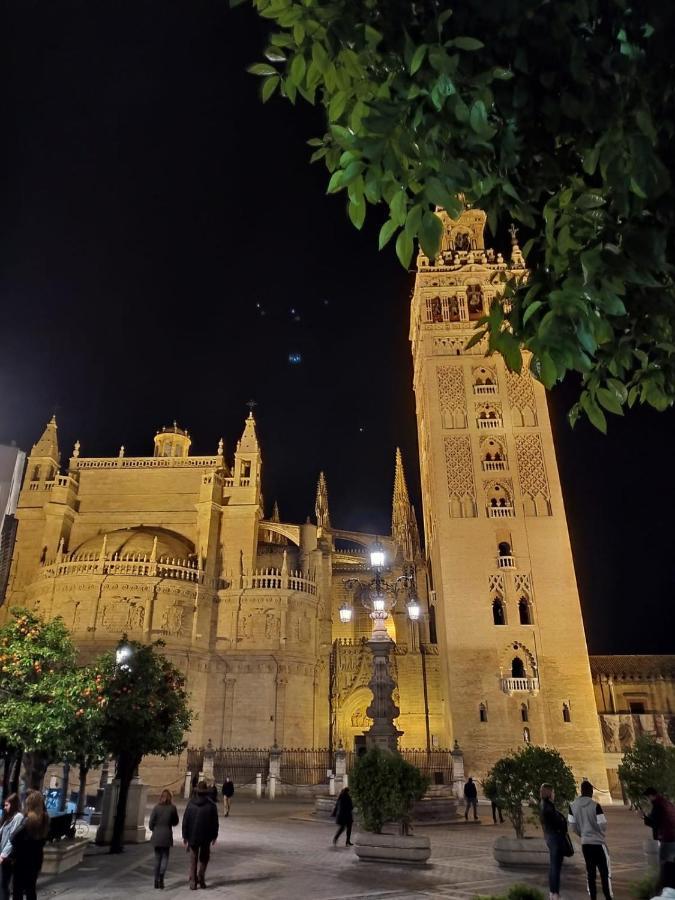 Living Triana House Apartment Seville Exterior photo